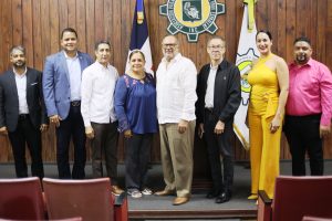 ADEPE realizó charla sobre “Mitos y Realidades en la Medicina” con el Dr. Nelson Rodríguez Monegro